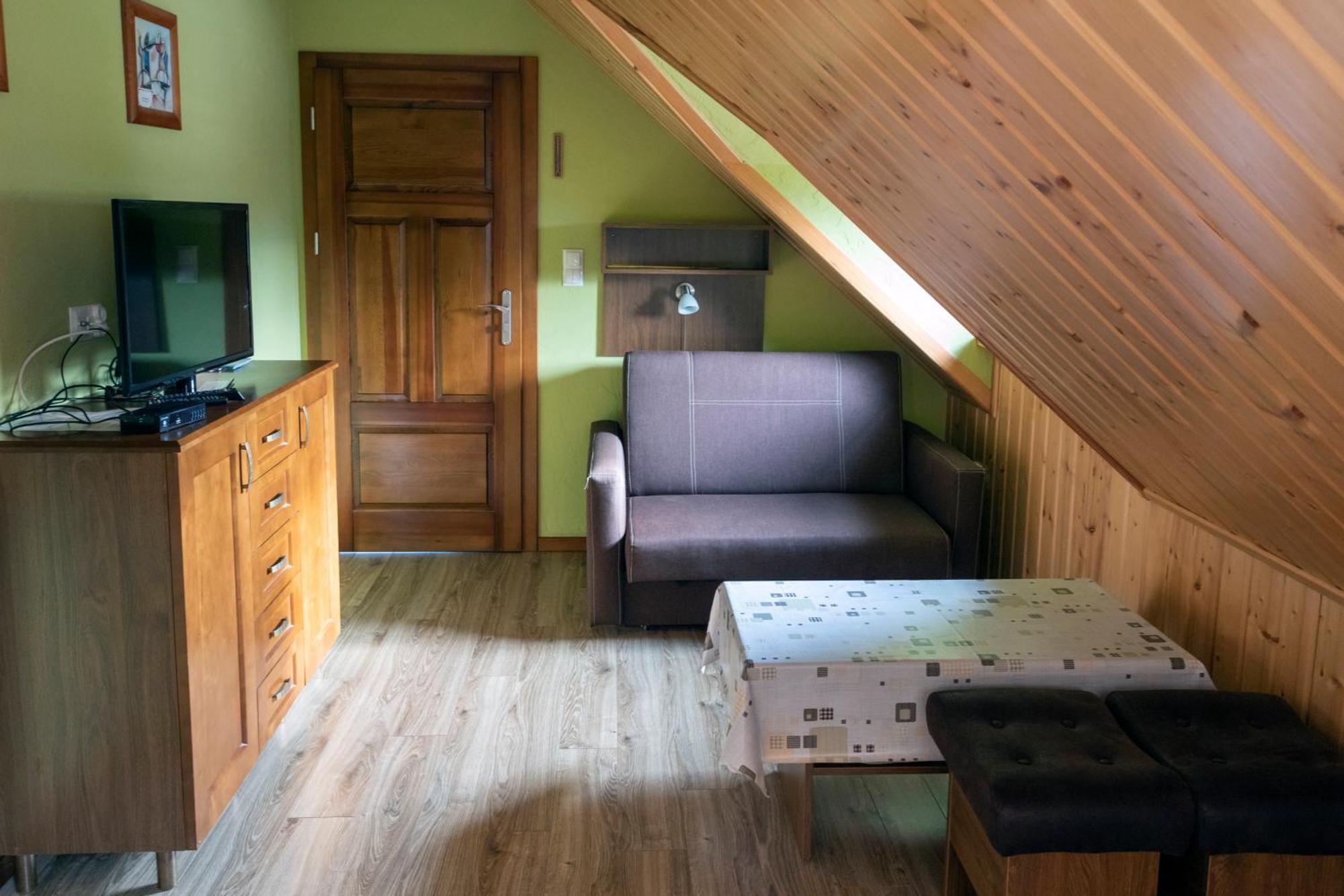 Dom Pod Lipa Villa Jaminy Ngoại thất bức ảnh